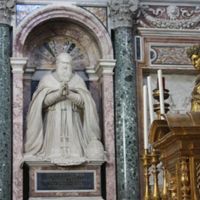 400px-Rom,_Santa_Maria_Maggiore,_das_Grab_von_Papst_Sixtus_V,_Bild_2.JPG